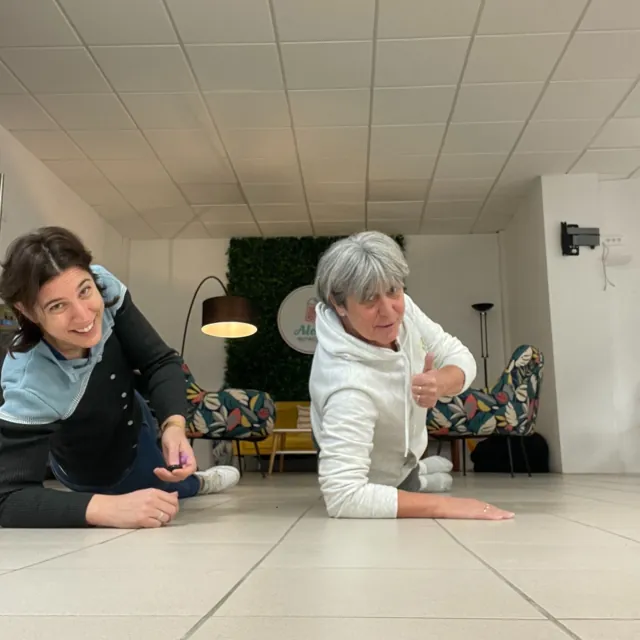 Une coach d’Aloha Nutriclub échange avec un membre